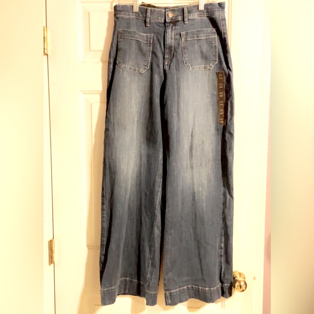 Blue high rise wide leg jeans, size 28/6. Brand new, tags still on.